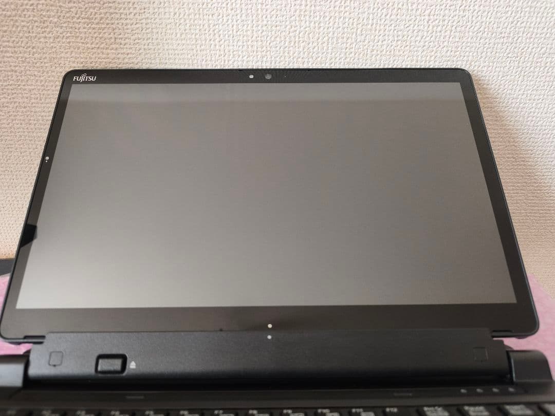 富士通 arrows tab Q738/SE